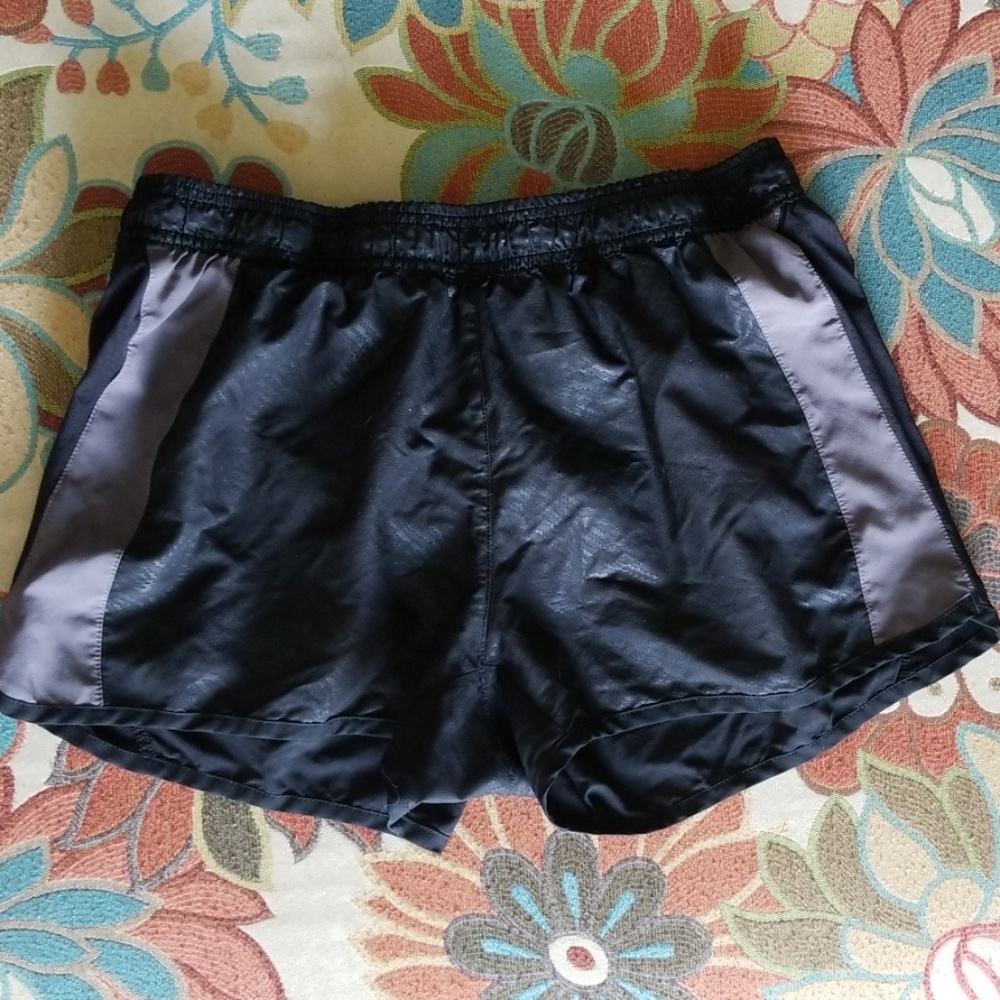 40% off if bundled! Running shorts